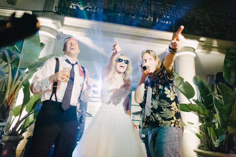 Wedding Band or DJ : Which is Better?