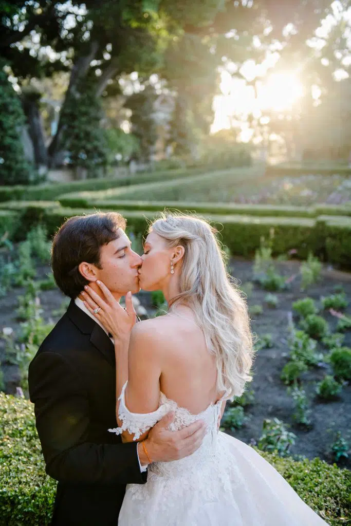 bride groom kiss sunset alcazar gardens balboa park