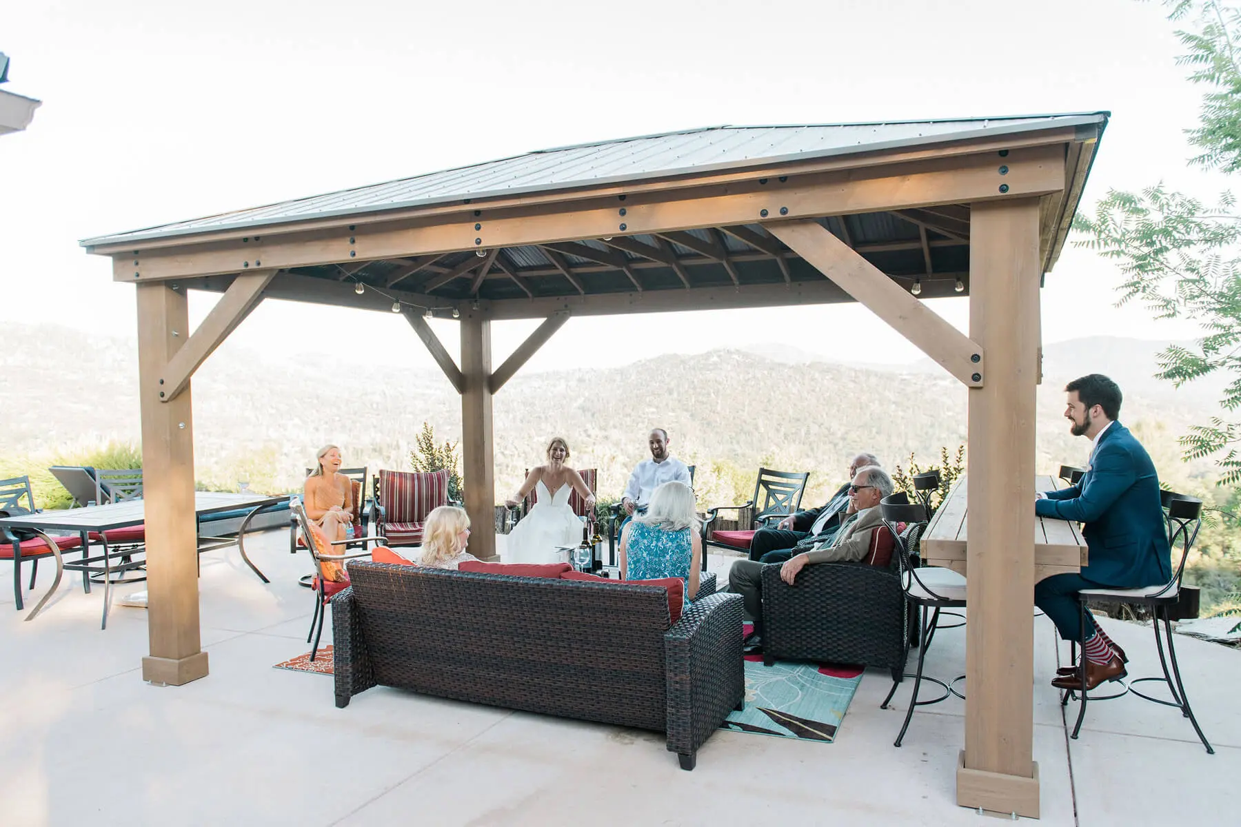 intimate wedding reception outside at oakhurst private residence